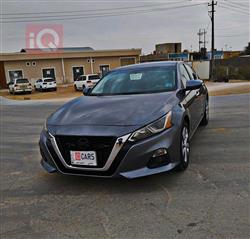 نيسان ألتيما